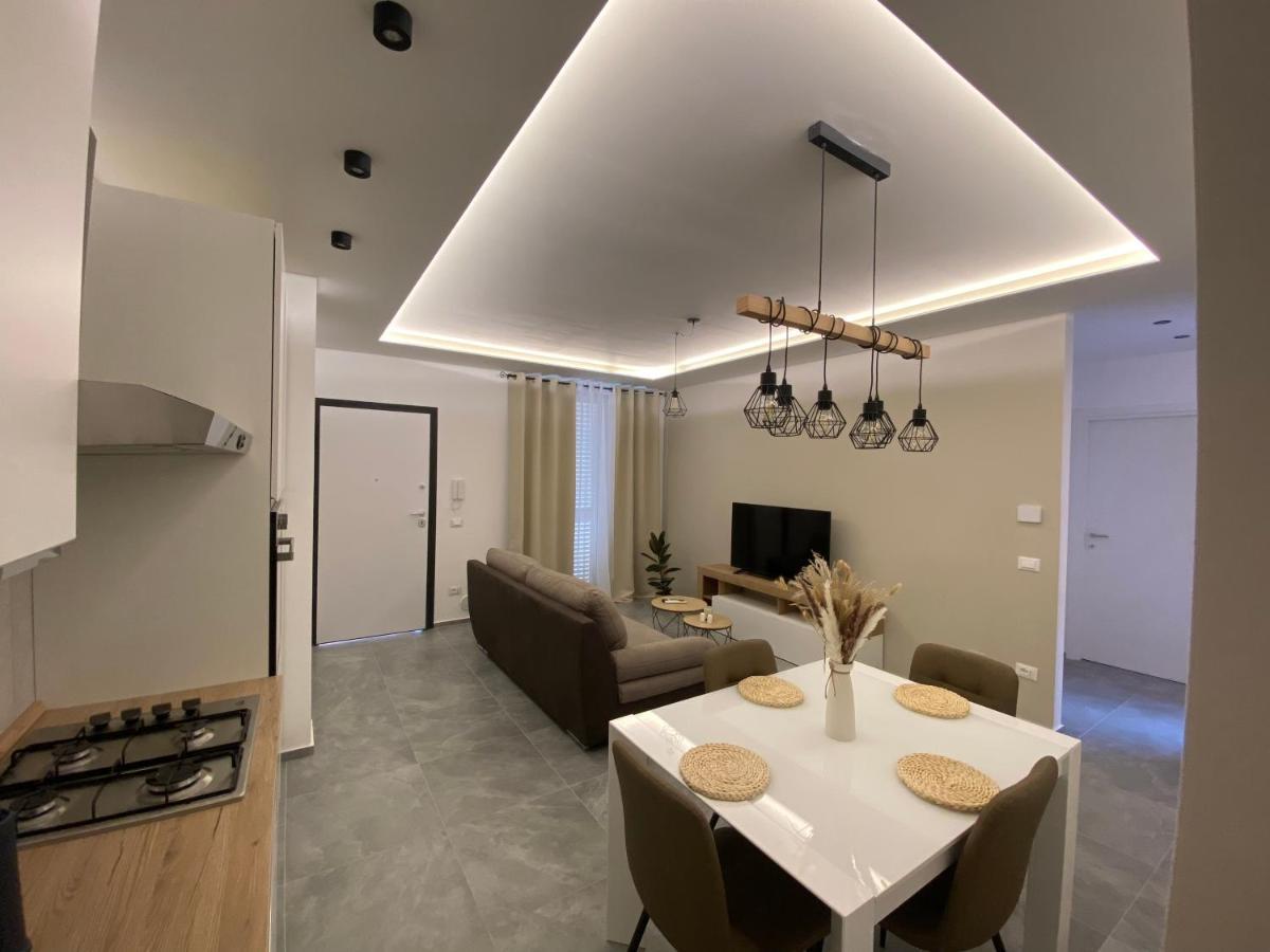 Appartamento Il Mare Marina di Massa Exterior foto